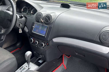 Седан Chevrolet Aveo 2012 в 