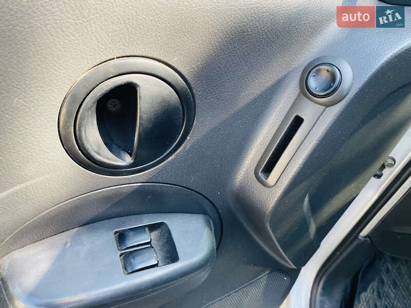 Седан Chevrolet Aveo 2006 в Мукачево