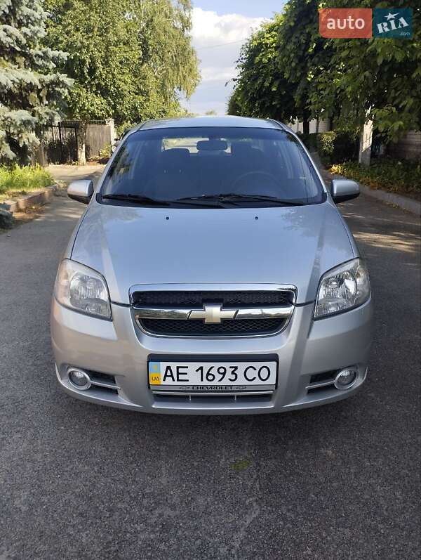 Седан Chevrolet Aveo 2008 в Дніпрі