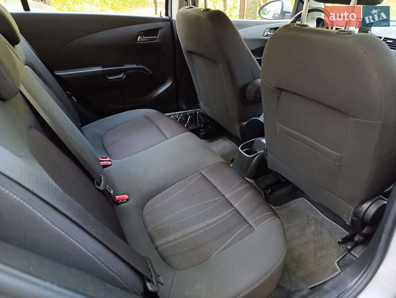 Седан Chevrolet Aveo 2012 в Киеве фото 11 Седан Chevrolet Aveo 2012 в Киеве
