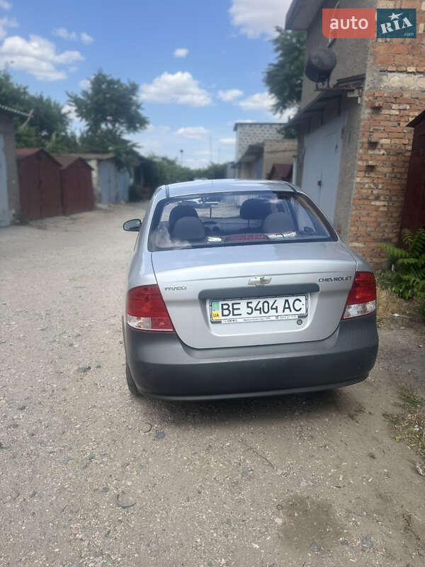Седан Chevrolet Aveo 2005 в Николаеве