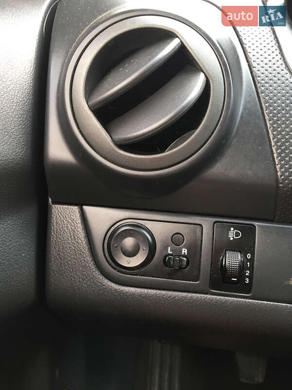 Хэтчбек Chevrolet Aveo 2011 в Запорожье фото 13 Хэтчбек Chevrolet Aveo 2011 в Запорожье