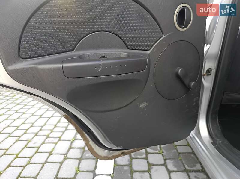 Хетчбек Chevrolet Aveo 2008 в Івано-Франківську