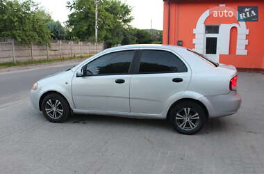 Седан Chevrolet Aveo 2005 в 