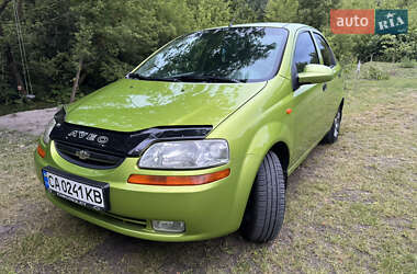 Седан Chevrolet Aveo 2005 в Смілі
