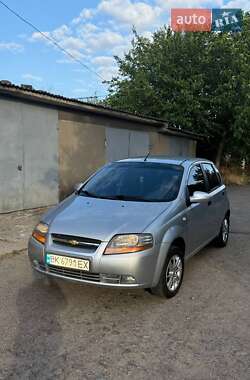 Хэтчбек Chevrolet Aveo 2006 в Первомайске