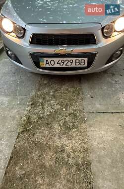 Седан Chevrolet Aveo 2012 в 