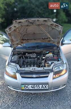 Седан Chevrolet Aveo 2006 в 