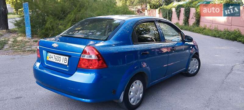 Седан Chevrolet Aveo 2008 в Дніпрі