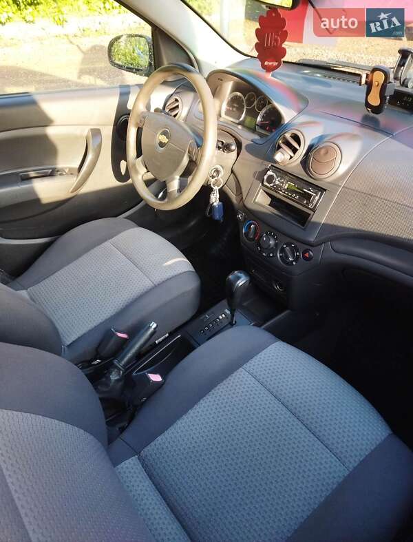 Хэтчбек Chevrolet Aveo 2008 в Полтаве