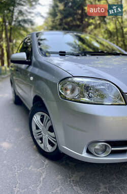 Седан Chevrolet Aveo 2007 в 