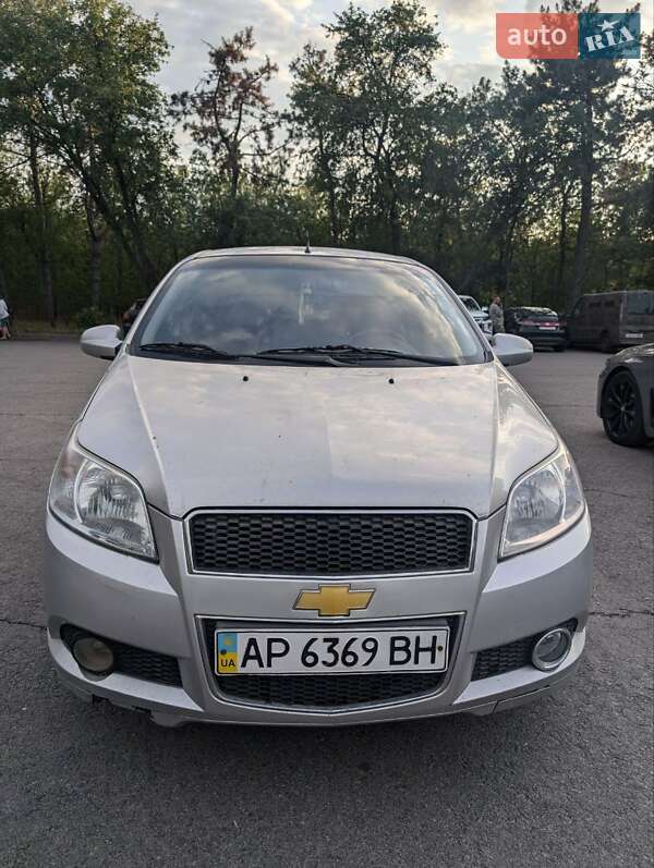 Хэтчбек Chevrolet Aveo 2008 в 