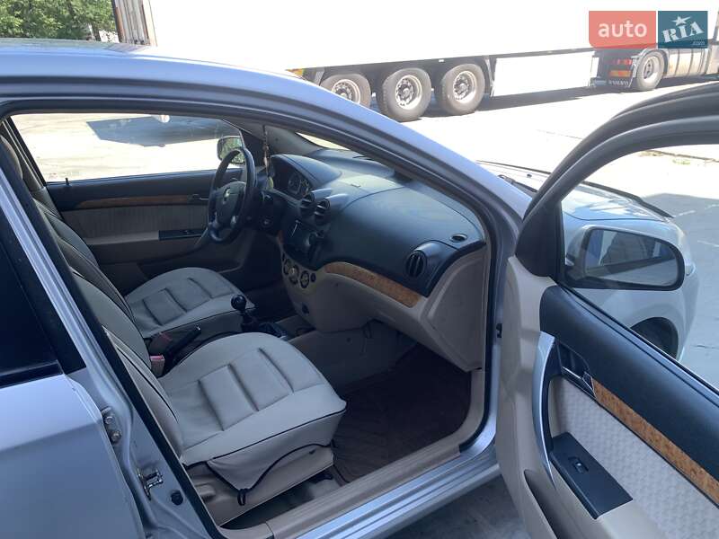 Седан Chevrolet Aveo 2007 в Одессе