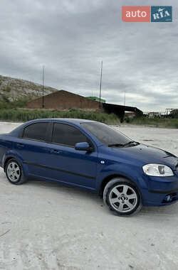 Седан Chevrolet Aveo 2008 в Виннице