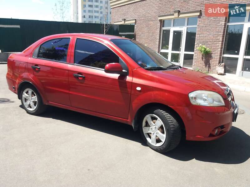 Седан Chevrolet Aveo 2011 в Софиевской Борщаговке