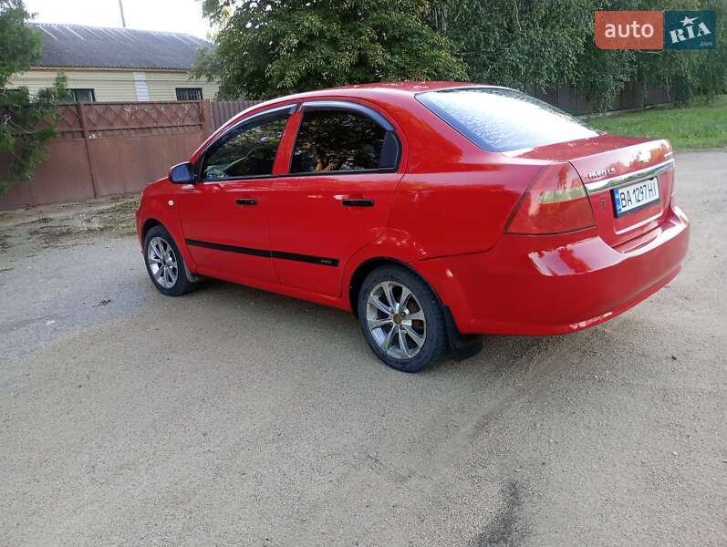 Седан Chevrolet Aveo 2006 в Бобринце