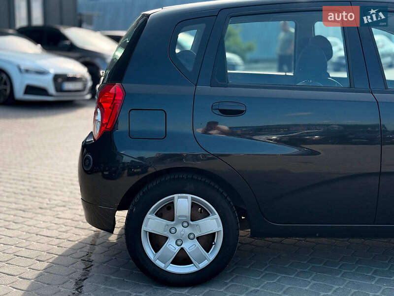 Хэтчбек Chevrolet Aveo 2009 в Львове