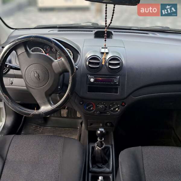 Седан Chevrolet Aveo 2008 в Тернополе
