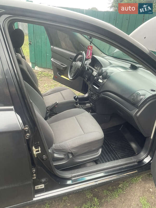 Седан Chevrolet Aveo 2006 в Богодухове
