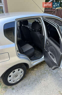 Хэтчбек Chevrolet Aveo 2008 в 