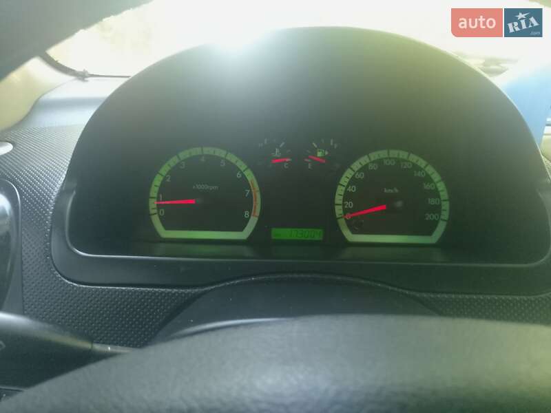 Седан Chevrolet Aveo 2011 в Кривом Роге