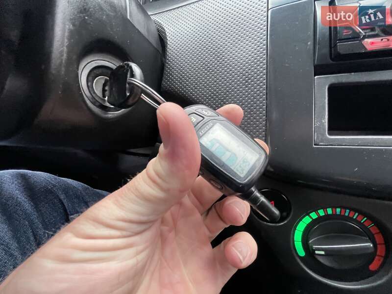 Седан Chevrolet Aveo 2007 в Луцьку