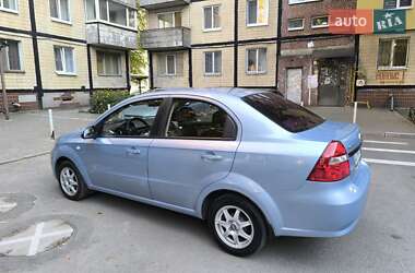 Седан Chevrolet Aveo 2008 в Днепре