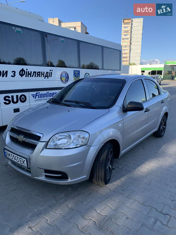 Седан Chevrolet Aveo 2006 в Житомире
