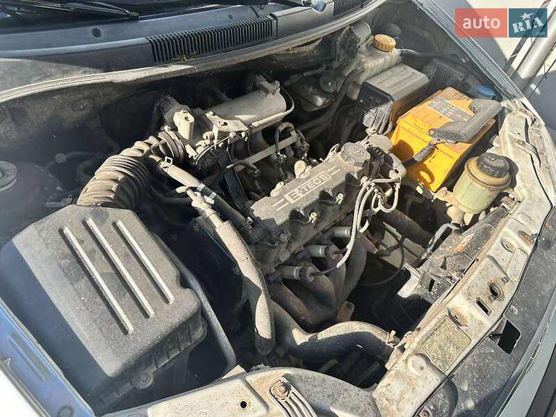 Седан Chevrolet Aveo 2004 в Коцюбинском