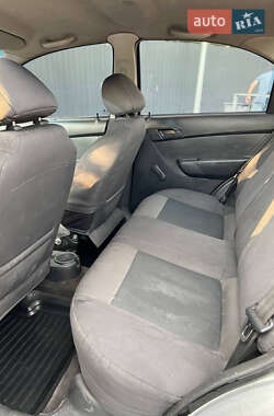 Седан Chevrolet Aveo 2011 в 
