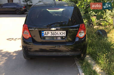 Хэтчбек Chevrolet Aveo 2011 в 