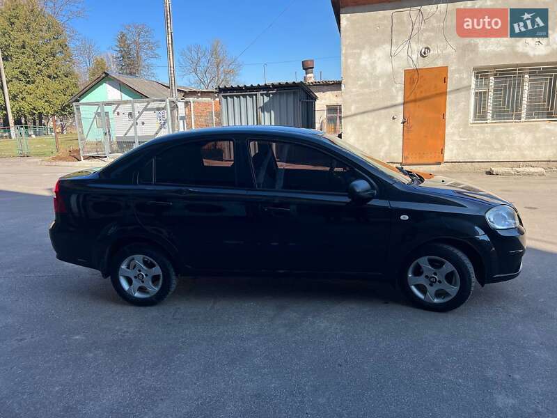 Седан Chevrolet Aveo 2008 в Тлумаче