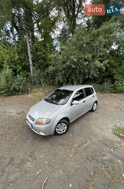 Хэтчбек Chevrolet Aveo 2006 в Фастове