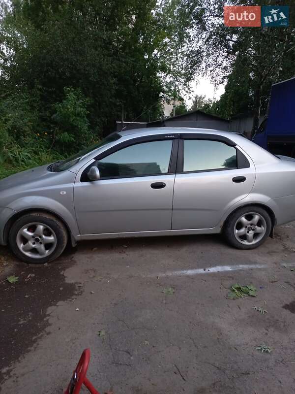 Седан Chevrolet Aveo 2006 в Харькове