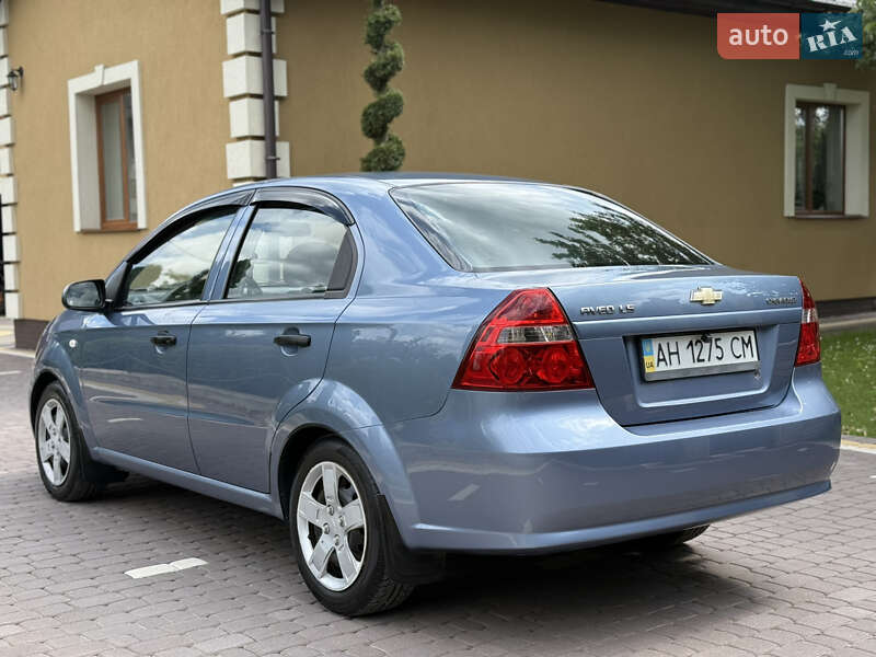 Седан Chevrolet Aveo 2007 в Косове