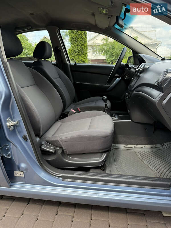 Седан Chevrolet Aveo 2007 в Косове