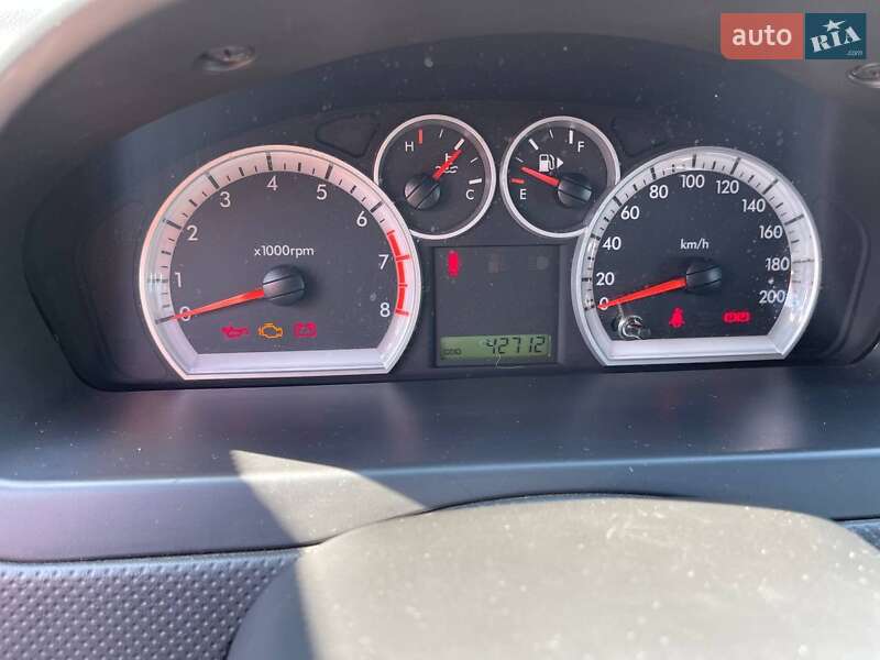 Хэтчбек Chevrolet Aveo 2011 в Киеве