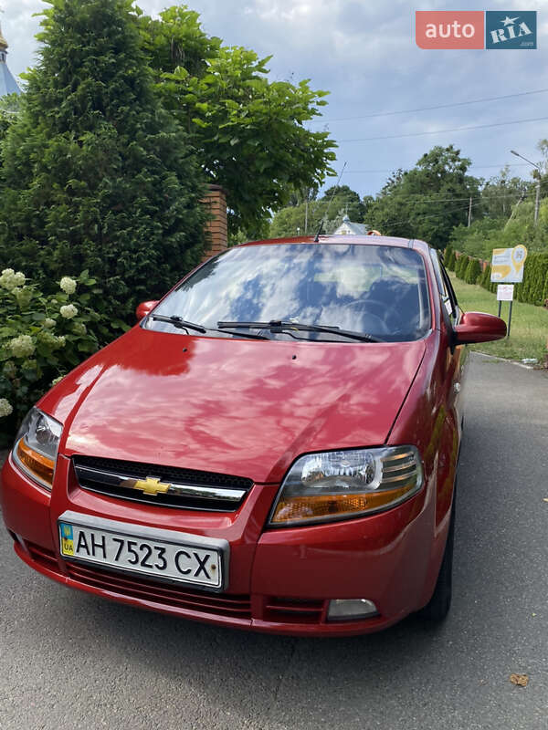 Хэтчбек Chevrolet Aveo 2008 в Вышгороде