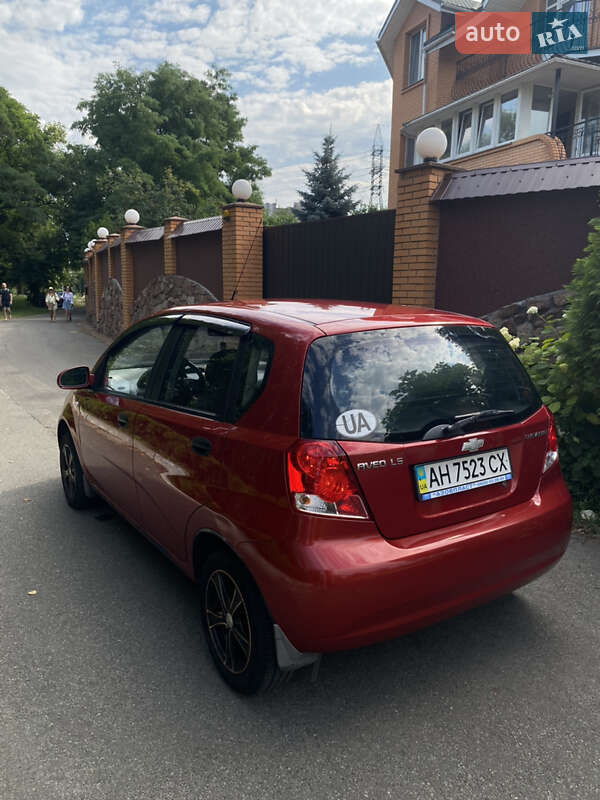 Хэтчбек Chevrolet Aveo 2008 в Вышгороде