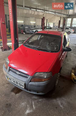 Седан Chevrolet Aveo 2005 в Днепре