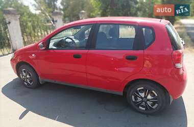 Хэтчбек Chevrolet Aveo 2007 в 
