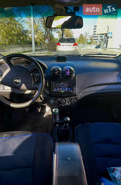 Седан Chevrolet Aveo 2007 в Львові