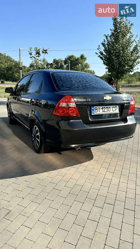 Седан Chevrolet Aveo 2007 в Горишних Плавнях