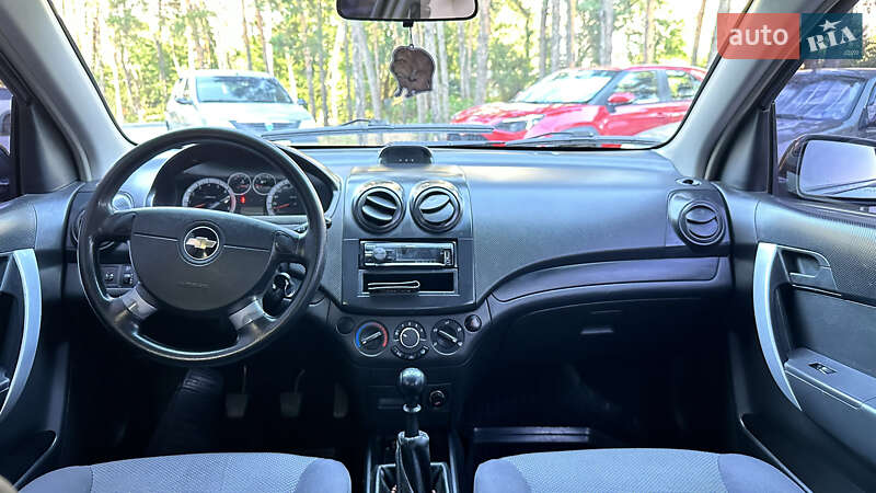 Седан Chevrolet Aveo 2007 в Горишних Плавнях