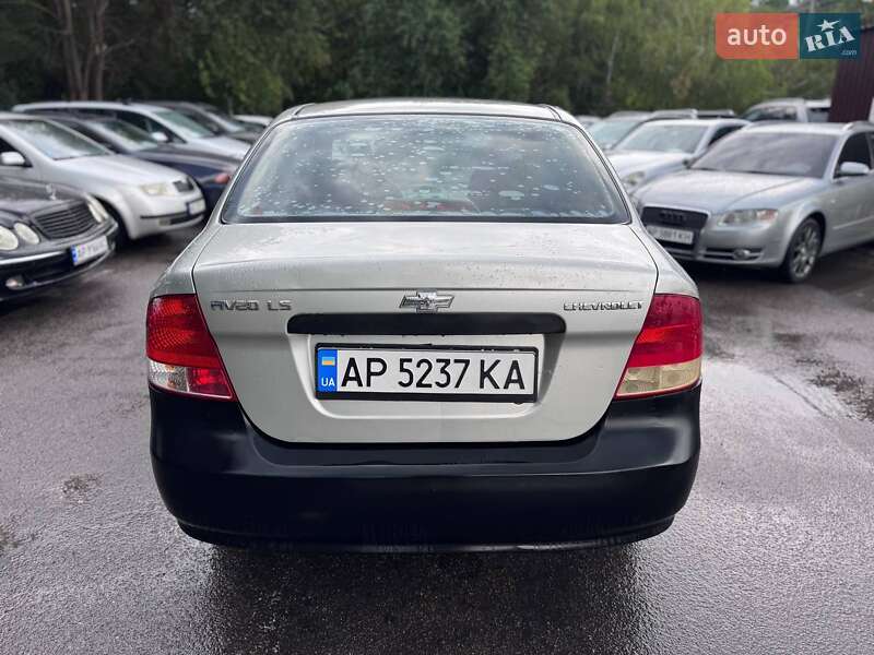 Седан Chevrolet Aveo 2005 в Запорожье