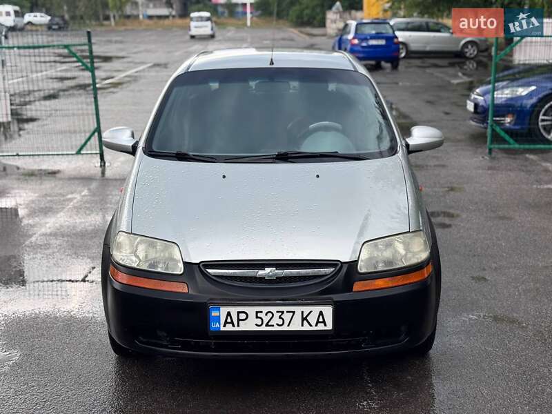 Седан Chevrolet Aveo 2005 в Запорожье