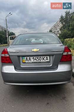 Седан Chevrolet Aveo 2010 в 