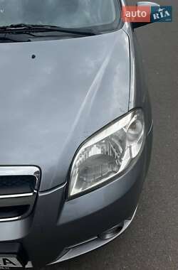 Седан Chevrolet Aveo 2010 в 