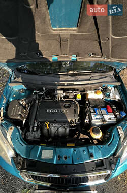 Хэтчбек Chevrolet Aveo 2008 в 