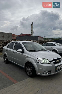 Седан Chevrolet Aveo 2010 в Мукачево